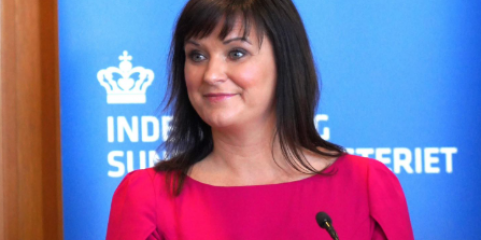 Dinamarca compensa mulheres e raparigas da Gronelândia obrigadas a usar contraceção