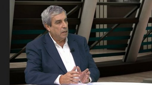 Concursos para médicos especialistas recém-formados estão atrasados - Sindicato