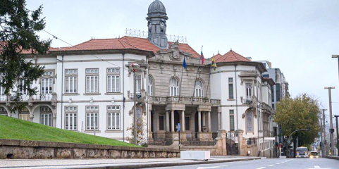 Vogal nomeado para hospital de Gaia condenado por burla "já pagou por isso" - Câmara