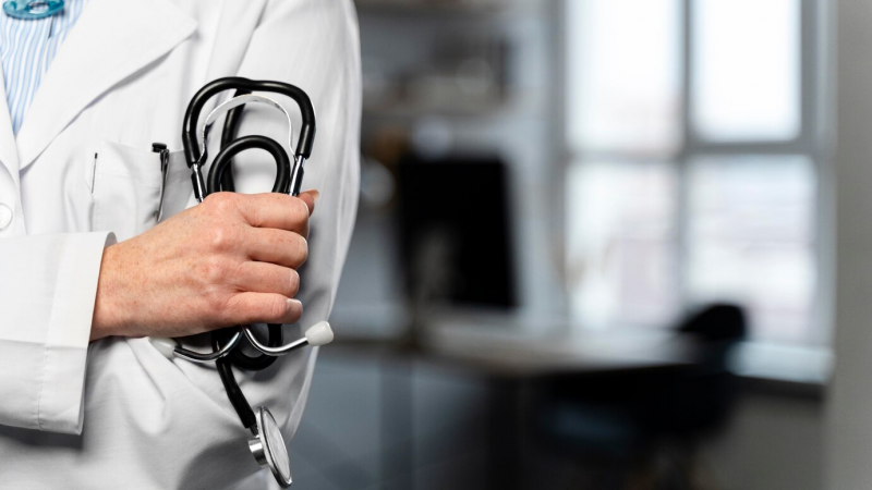 Governo e sindicato chegam a acordo sobre a avaliação dos médicos