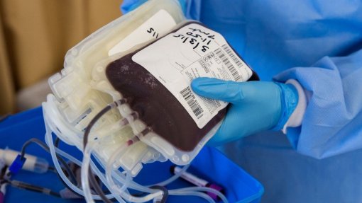 Reservas de sangue na ULS Almada-Seixal saíram do nível crítico mas ainda abaixo do nível de segurança