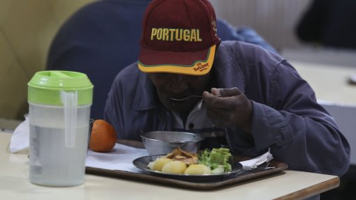 Um quarto dos estrangeiros em Portugal estão em situação de pobreza – Pordata