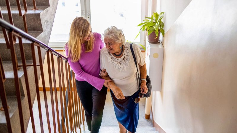 Subsídio ao cuidador informal deixa de contar como rendimento, anuncia Governo