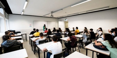 Centro Europeu alerta para aumento de infeções sexualmente transmissíveis entre jovens