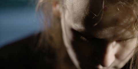 Ordem dos Psicólogos pede prioridade no combate à solidão que afeta 10% da população