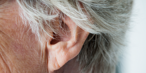 Cientistas desenvolvem meio para prevenir perda auditiva causada pela quimioterapia