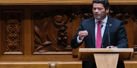 Presidenciais: Ventura considera mensagem do PM “pouco empática e pouco feliz” por não falar da saúde