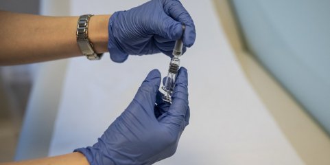 Covid-19: Mais de 32 milhões de vacinas administradas desde a primeira, há cinco anos