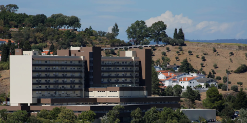 Gripe A associada a casos graves mantém pressão hospitalar no Médio Tejo