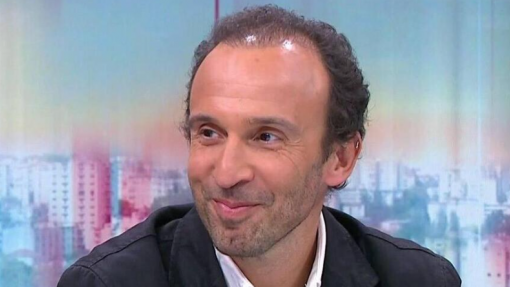 Presidenciais: André Pestana defende que dinheiro transferido para os privados deve ser investido no SNS