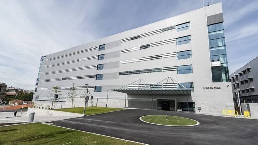 Multa de 6.000 euros para médicos condenados por morte de recém-nascido no Porto
