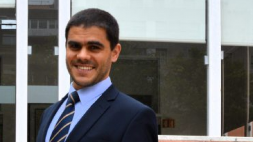 Prestação de serviços cria mercado paralelo "altamente aliciante" para jovens médicos - ACSS