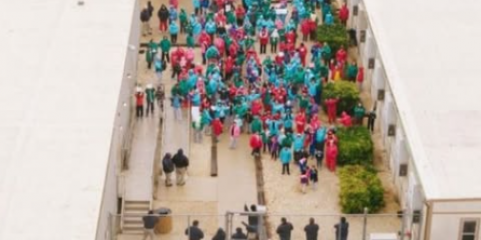 Governo Trump confina centro de detenção de migrantes no Texas devido a surto de sarampo