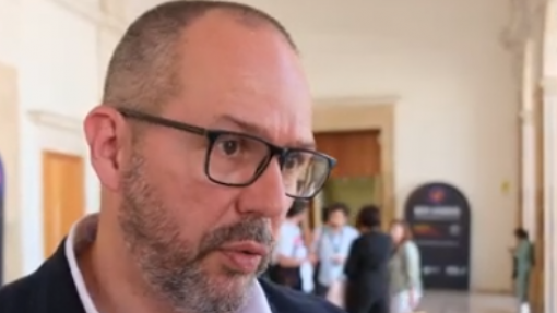 Associar endoscopia à colonoscopia em rastreio permitiria reduzir cancro do estômago