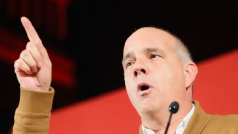 Secretário-geral do PCP exige mais profissionais para o Serviço Nacional de Saúde