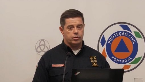 Mau tempo: Situação mantém-se crítica, alerta Proteção Civil