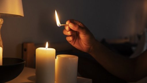 Mau tempo: E-Redes contabiliza 70 mil clientes sem energia elétrica às 12:00