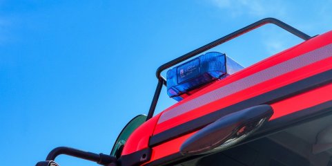 Dois bombeiros feridos no combate ao incêndio na Galeria Zé dos Bois