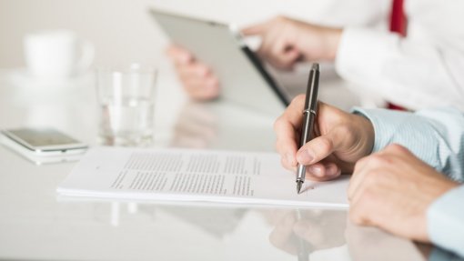 Maioria PSD/CDS-PP chumba diploma do JPP para regularizar dívidas a profissionais de saúde na Madeira