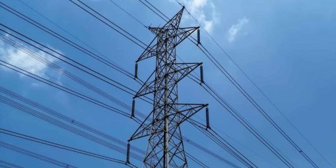 Número de clientes sem energia desce para 26 mil, 16 mil na zona mais crítica