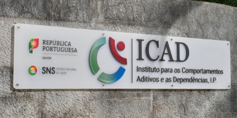 Metadona nas farmácias avança em abril em três regiões do sul do país