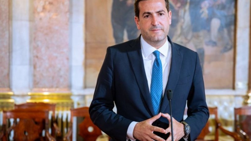 PSD acusa PS e Chega de “voltarem a casar” para governarem via parlamento