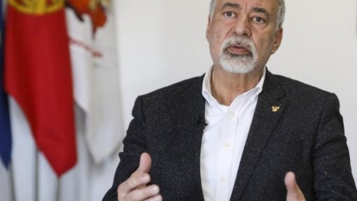 Liga dos Bombeiros denuncia no parlamento quatro meses de dívidas do INEM