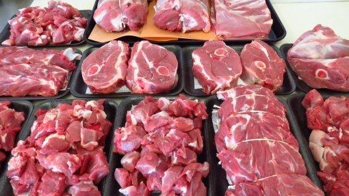 Associação agrícola de Aveiro alerta para prejuízos com leite e tráfico ilegal de carne