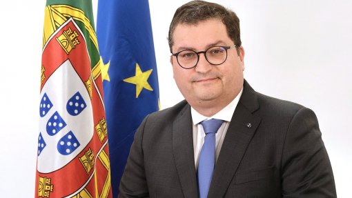 Ministro das Finanças teve alta esta tarde e retoma trabalho para a semana