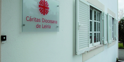 Mais de 2 ME doados à Cáritas de Leiria que iniciou reconstrução da primeira casa