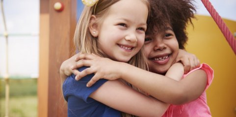 Redução da mortalidade infantil abrandou, 4,9 milhões de crianças morreram em 2024 - OMS