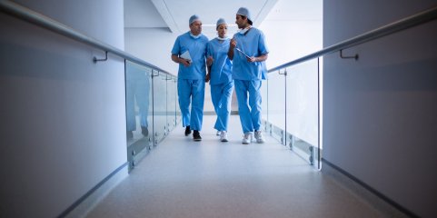 Greve dos enfermeiros com forte adesão e blocos encerrados em vários hospitais - Sindicato