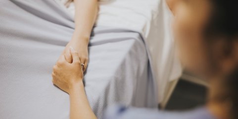 Parlamento aprova reforço dos direitos dos jovens em cuidados paliativos