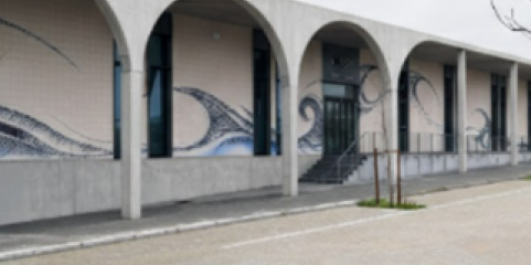 PCP questiona Governo sobre atraso na abertura do Centro de Saúde das Caxinas