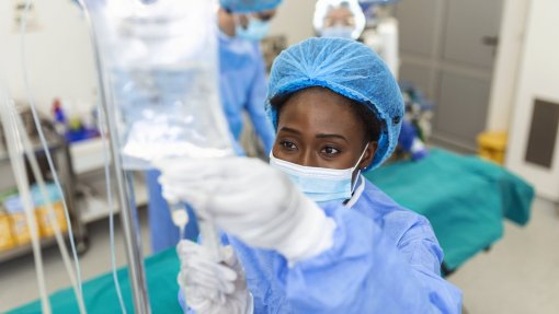 Autoridades moçambicanas detêm seis funcionários da saúde por desvio de medicamentos