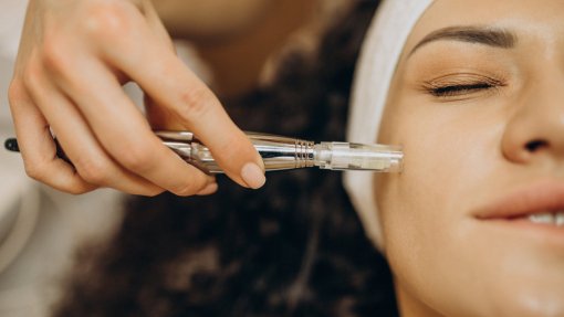 Microagulhas para terapias regenerativas desenvolvidas em Aveiro