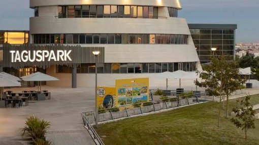 Detetada bactéria ‘legionella’ numa das torres do datacenter do TagusPark, em Oeiras