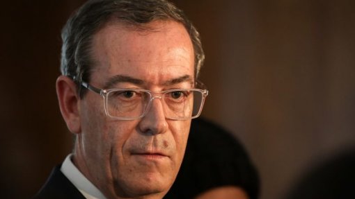 “Vice” da bancada do PSD diz que parte do aumento de partos em ambulância se deve a atrasos no pedido de socorro