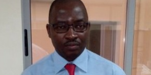 Angola anuncia seis mil novas vagas na saúde para cobrir necessidades do setor