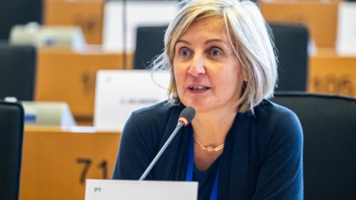 Ex-ministra diz que teria requerido serviços mínimos para greve às horas extra do INEM