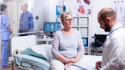 Projeto que evita ida dos idosos às urgências no Oeste vai abranger mais lares