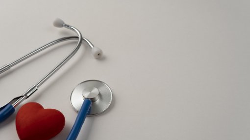 Sete em cada dez portugueses preocupados com o estado do SNS - estudo