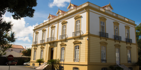 BE quer ouvir reitora sobre Centro Académico Clínico nos Açores