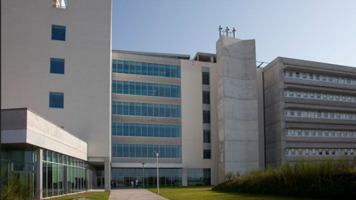 Raimundo critica retomar de PPP do Hospital de Braga e fala em caminho de desastre