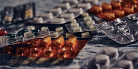 Polícia desmantela três farmácias clandestinas no distrito moçambicano de Mocuba