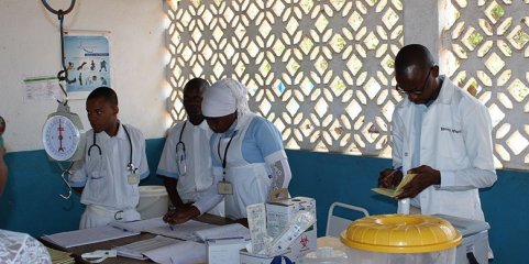 África tem 25% das doenças mundiais, mas detém menos de 1% do gasto global em saúde