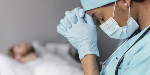 Casos de violência contra profissionais do SNS sobem para 3.429 em 2025