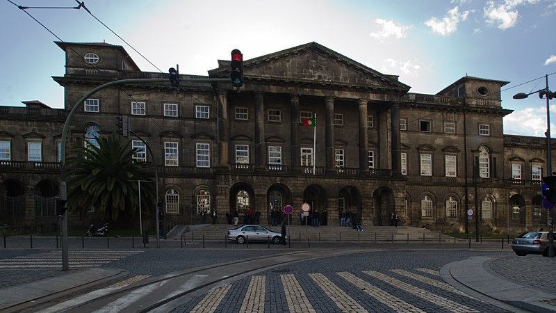 Profissionais do diagnóstico e terapêutica da ULS Santo António pedem ajuda ao Governo