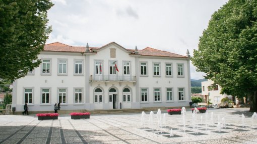 Assembleia Municipal de Melgaço pede solução urgente para cuidados de saúde