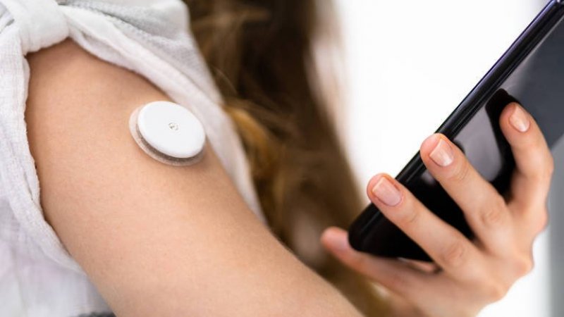 Médicos exigem que Infarmed revogue prescrição de sensores de glicose como genéricos